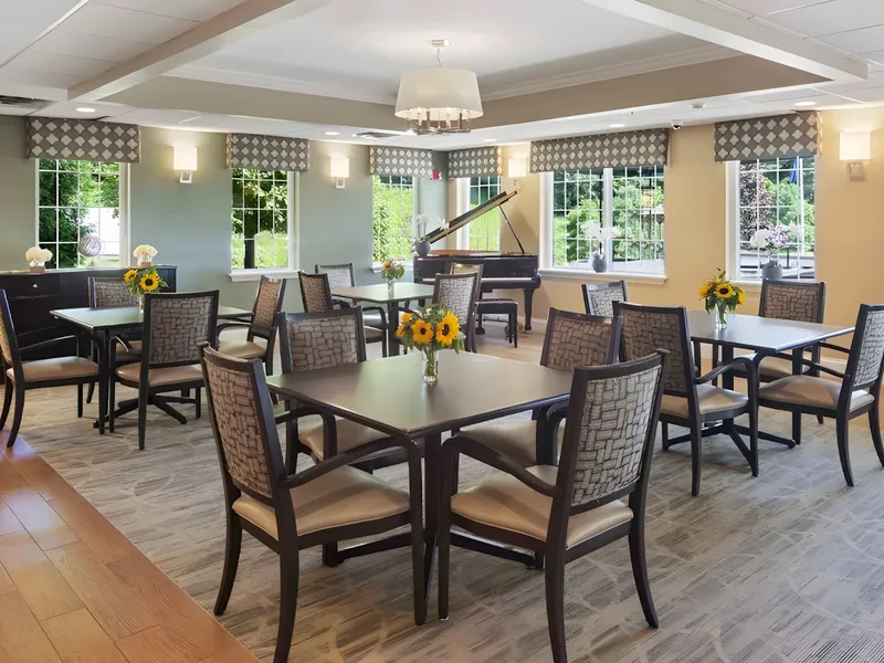 The Village at Brookfield Common photo 4