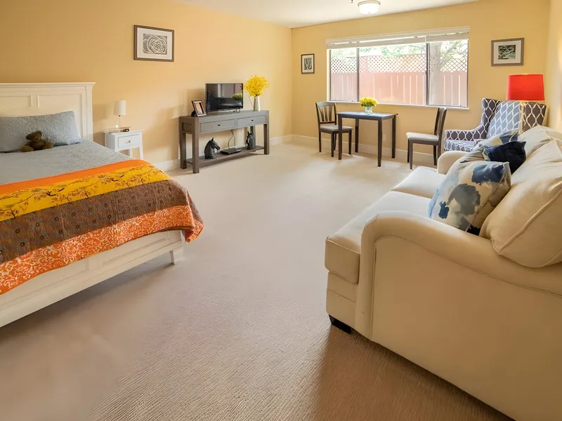 The Watermark at Rosewood Gardens photo 2