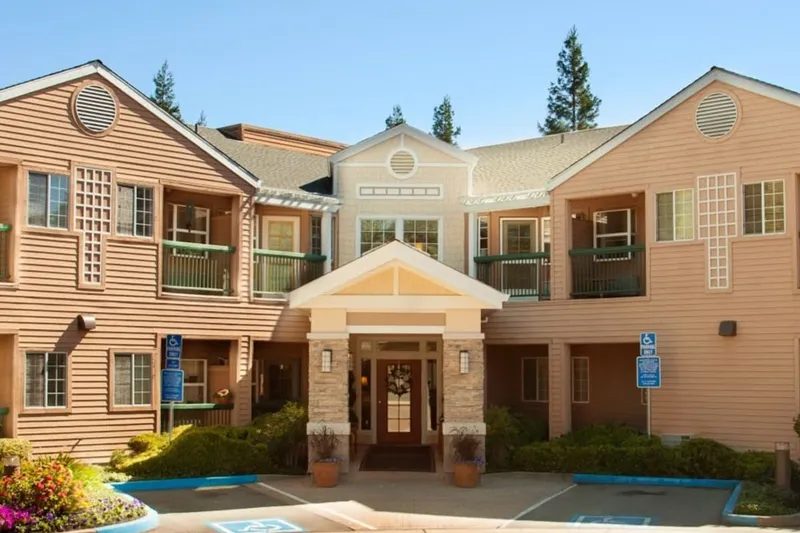 Tiffany Court of Walnut Creek photo 4