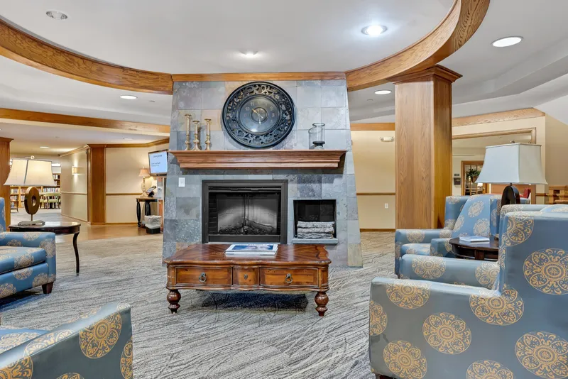 Town Village Vestavia Hills - senior living in Birmingham, Alabama - photo 12