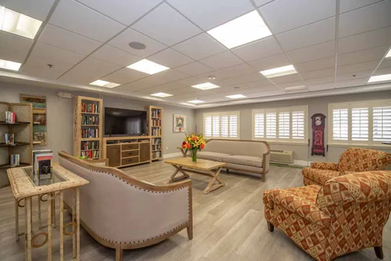 Tuscany Heights Senior Living - senior living in Naples, Florida - photo 2