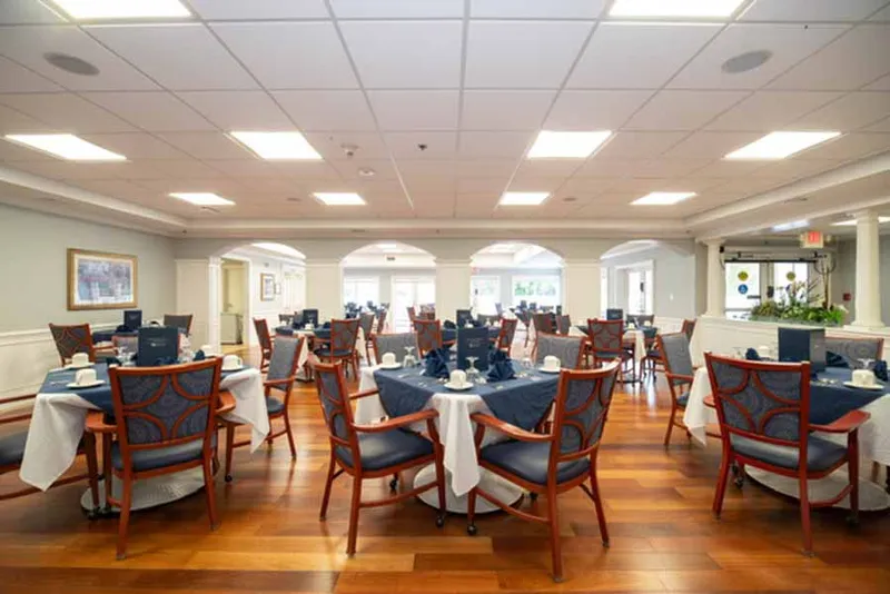 Tuscany Heights Senior Living - senior living in Naples, Florida - photo 3