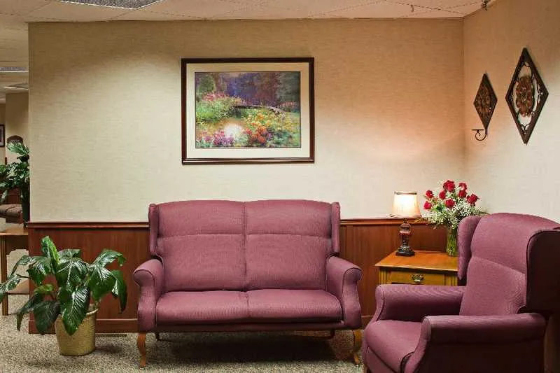Tygart Center at Fairmont Campus - senior living in Fairmont, West Virginia - photo 7