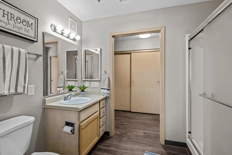 Ventura Place photo 2