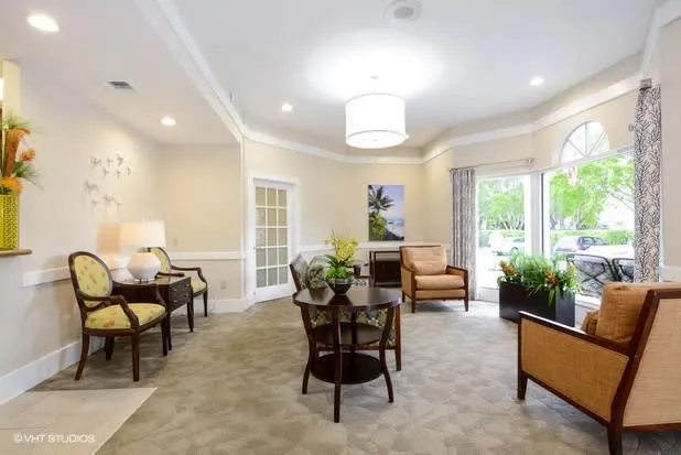 Veranda Club photo 3