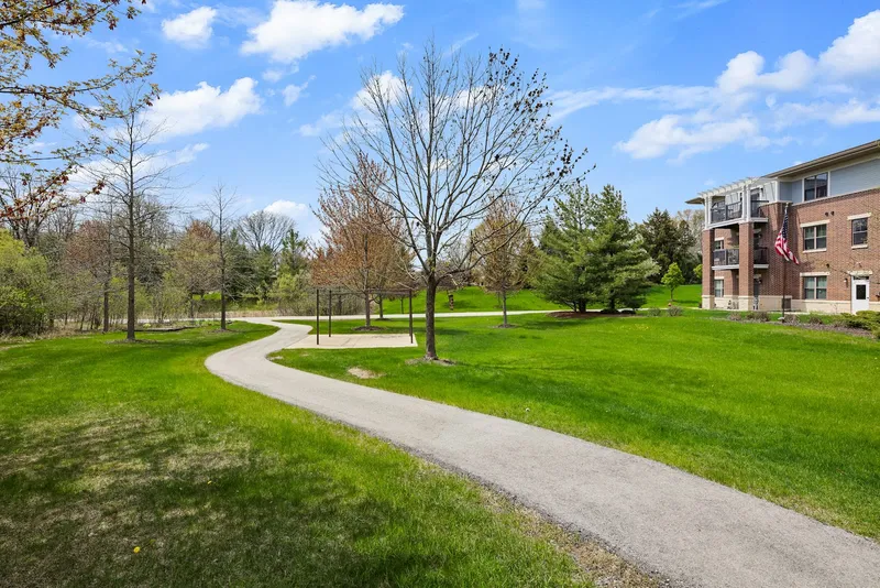 Village at the Falls photo 6