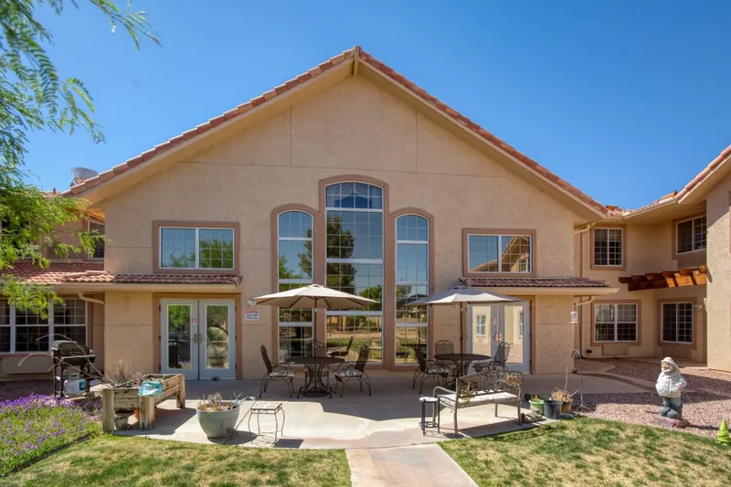 Vista Pointe at Sierra Vista photo 8