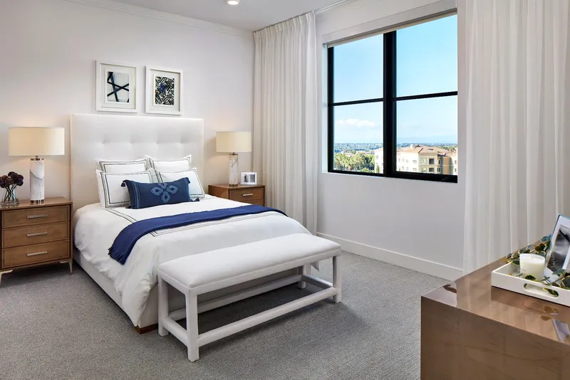 Vivante Newport Center