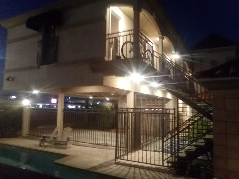 Vivante Newport Mesa photo 2