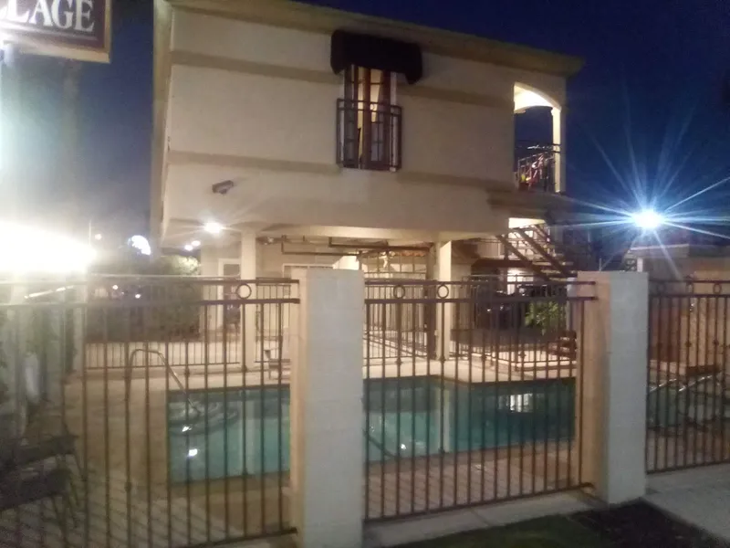 Vivante Newport Mesa photo 6