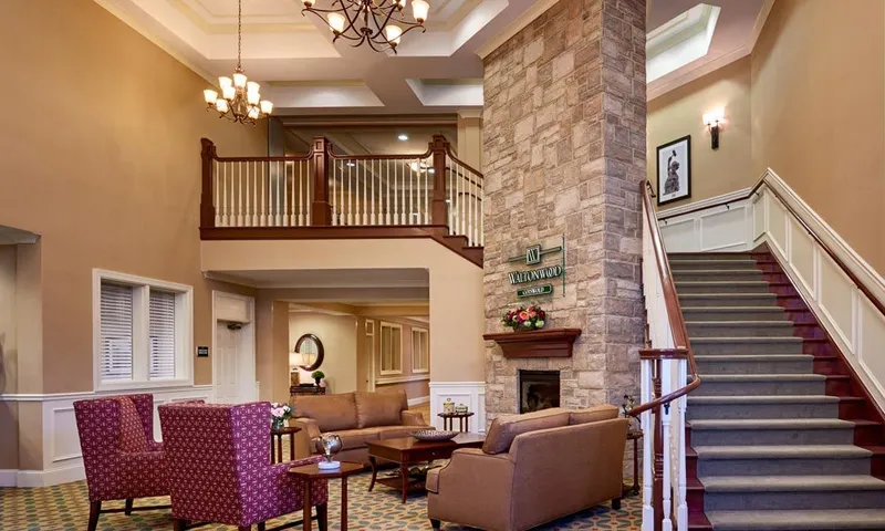 Waltonwood Cotswold photo 8