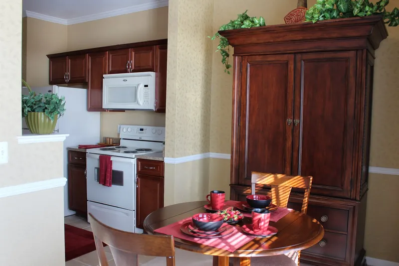 Waltonwood Lakeside photo 9