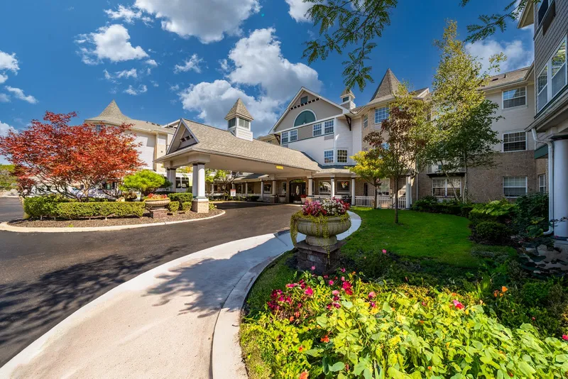 Waltonwood Royal Oak photo 3