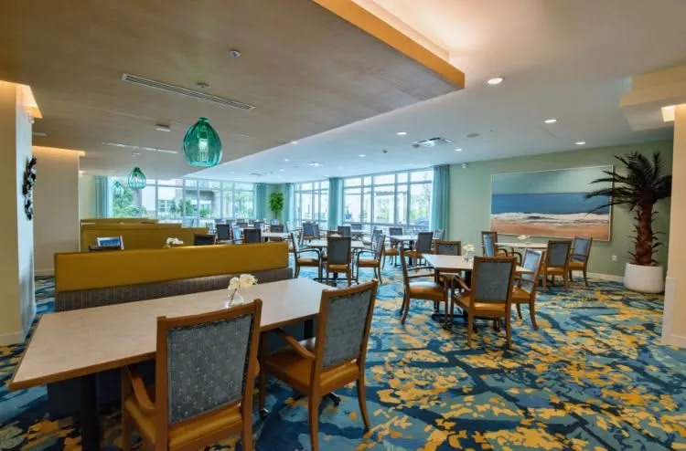 Watercrest Senior Living Palm Beach Gardens photo 8