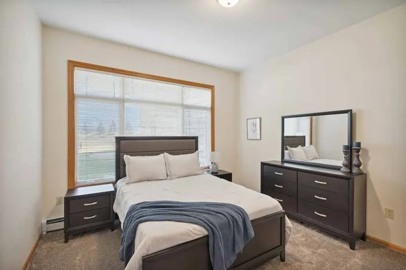 Wellstead Lodge and Place Senior Living - senior living in Rogers, Minnesota - photo 11