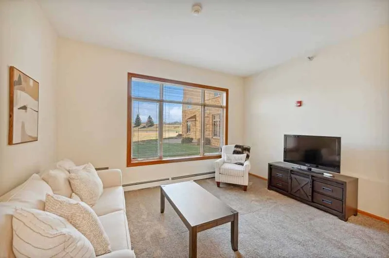 Wellstead Lodge and Place Senior Living - senior living in Rogers, Minnesota - photo 8