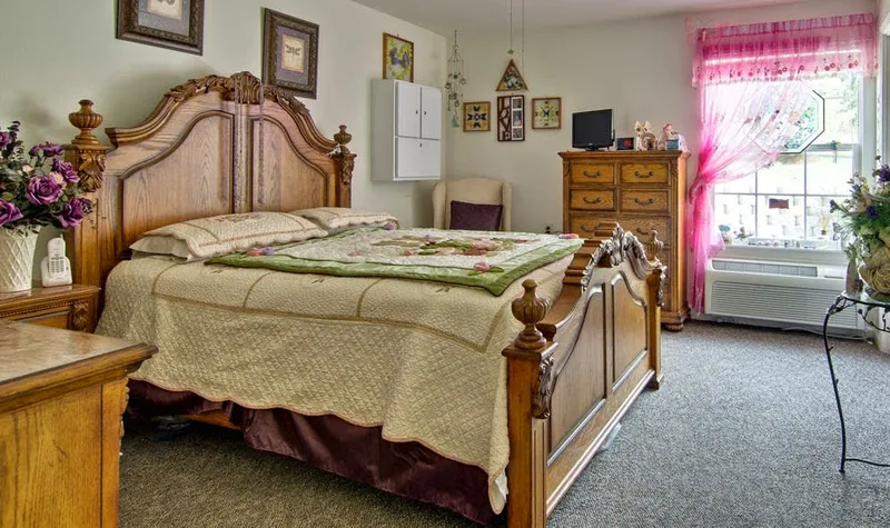 Willow Brooke Senior Living photo 8