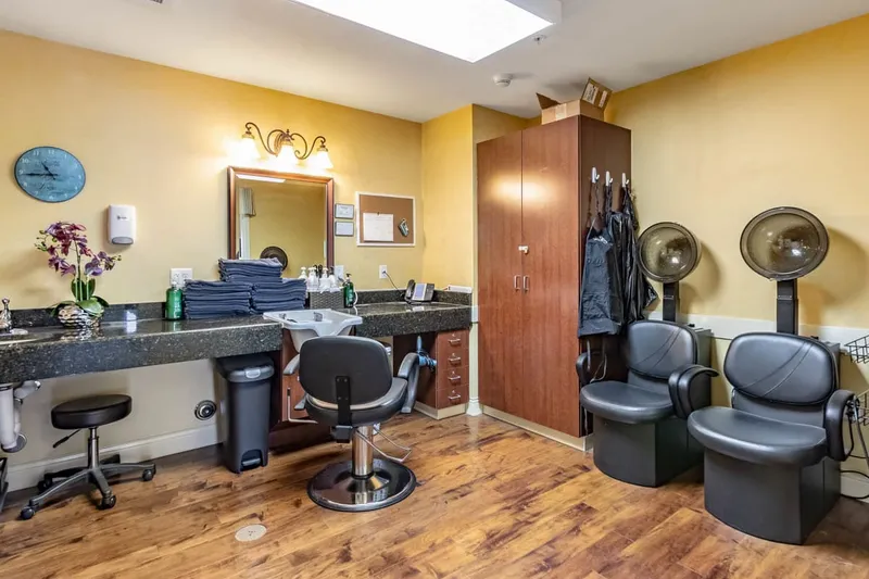 Willowbrook Place Memory Care photo 8