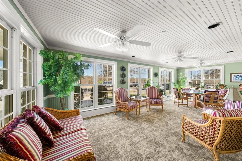 Windsor Ridge photo 2