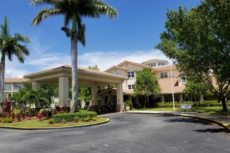 Windward Palms photo 2