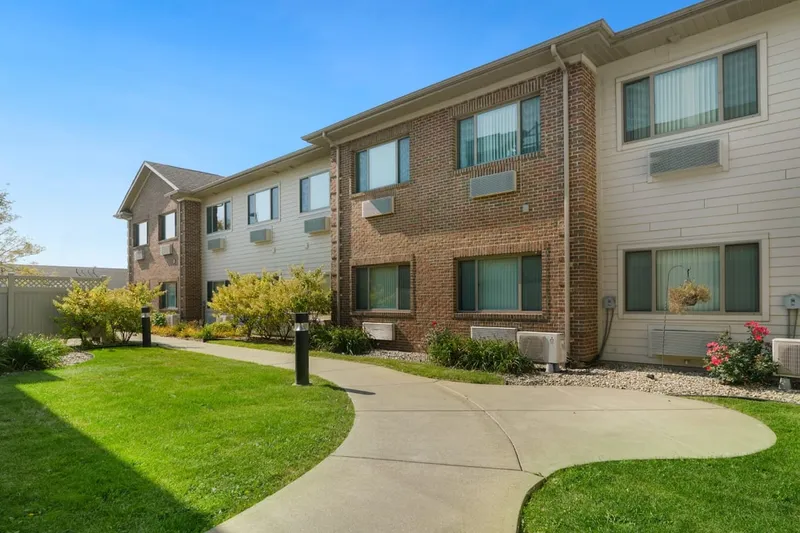 Windward Pointe Senior Living photo 2