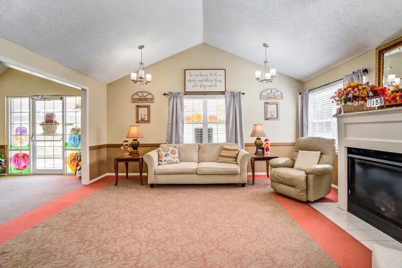 Winkler Court photo 2