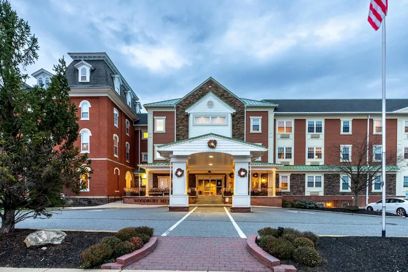 Woodbury Mews photo 4