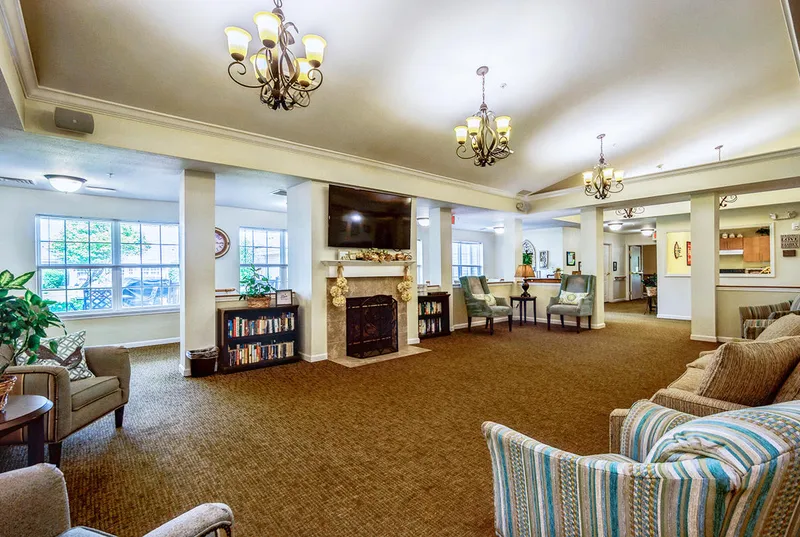 Worthington Place photo 2