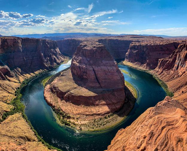 Horseshoe-shaped Meander in Colorado River | best vacations for seniors with limited mobility px